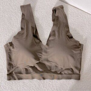 Under Where? Basics Dark Taupe Invisible Laser Cut Bra S